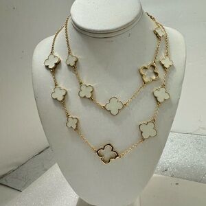Elegant Gold and White Clover Necklace